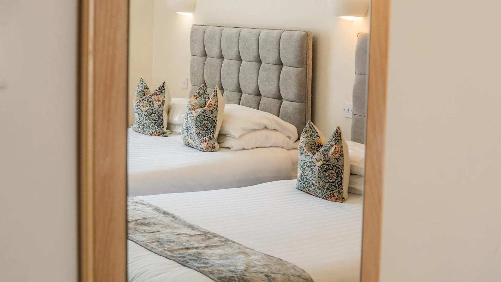 The Mayfair Hotel Bournemouth 3*,