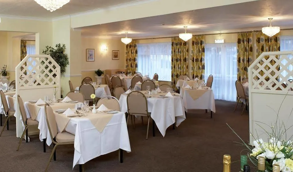 The Mayfair Hotel Bournemouth 3*,