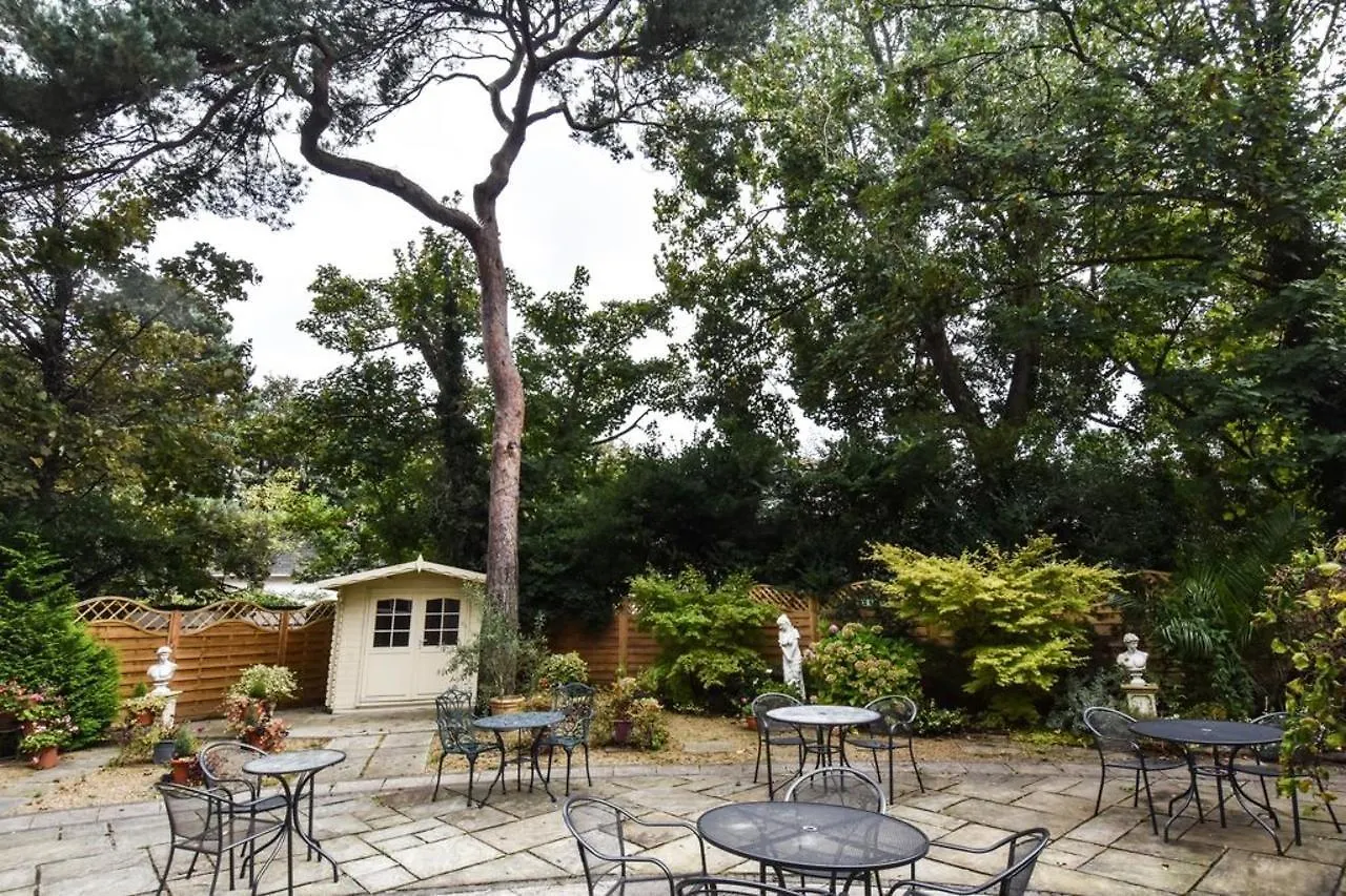 The Mayfair Hotel Bournemouth 3*,  United Kingdom