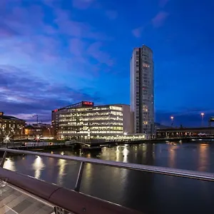  Apartment Luxury 2 Bedroom In Prime City Location United Kingdom